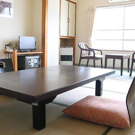Hotel Sankeien Sapporo Esterno foto