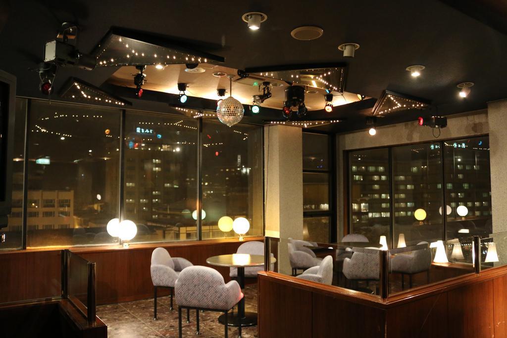 Hotel Sankeien Sapporo Esterno foto