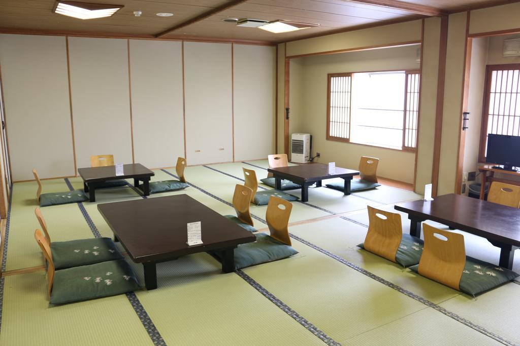 Hotel Sankeien Sapporo Esterno foto