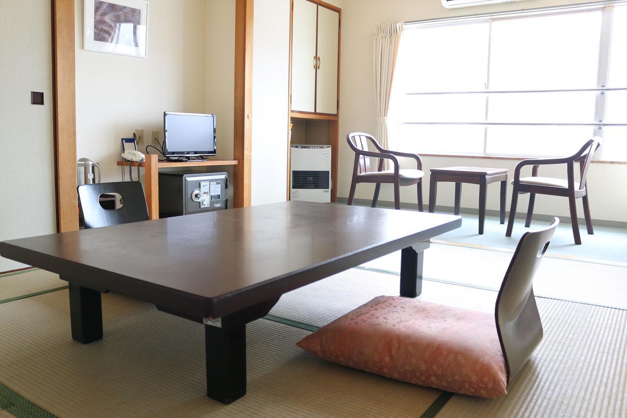 Hotel Sankeien Sapporo Esterno foto